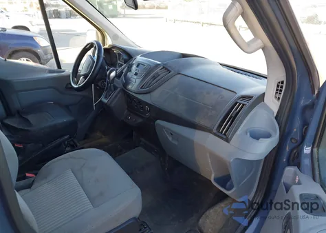 2019 Ford Transit-250 z USA, uszkodzony, nr VIN 1FTYR3XM8KKB89264